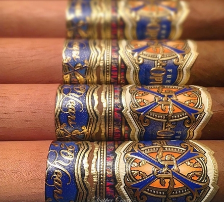 acheter Vente à chaud autocollant d'étiquette de cigare personnalisé Design sur mesure d'or Stampage d'étiquette d'anneau de cigare adhésif étiquette d'impression de dessin animé imperméable online manufacture