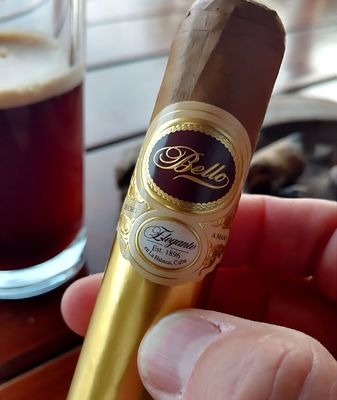 acheter Custom ISO9001:2008 Certified Cigar Labels with Silk Screen and Flexographic Printing for Luxury Branding online manufacture