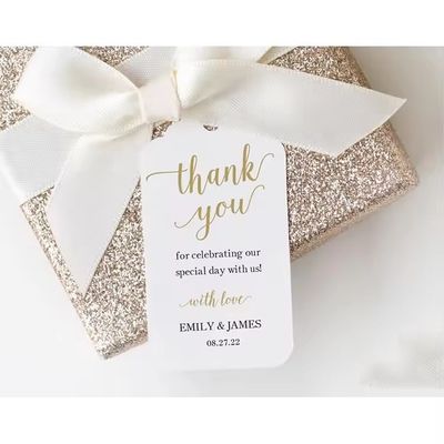 Bon prix Foil d'or anti-contrefaçon de vêtements étiquettes à collier personnalisées en relief de bois de velours cuir en ligne