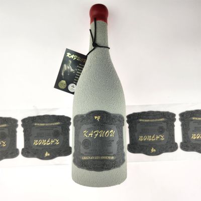 Bon prix Étiquettes en cuir en PU personnalisées en relief, feuille d'or, étiquettes artisanales OEM, cuir pour bouteilles de vin en ligne