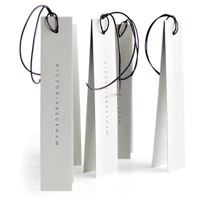 Bon prix Étiquettes cadeaux en cuir de velours blanc Étiquettes de vêtements sur mesure Étiquettes de vêtements imprimées en ligne