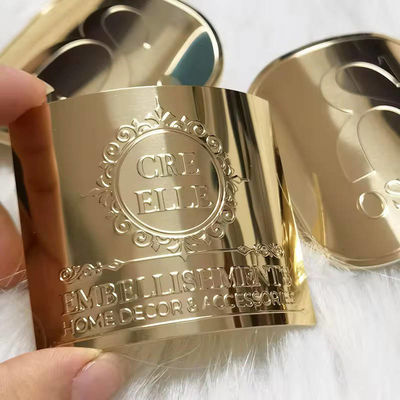 Bon prix Un autocollant imperméable: un élément essentiel pour les étiquettes de parfums en ligne