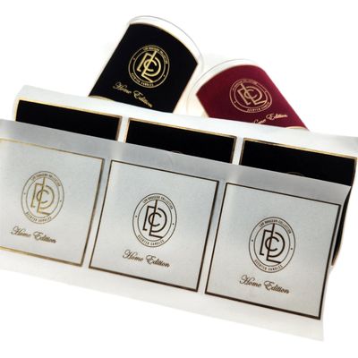 Bon prix Étiquettes autocollantes de velours à vendre à chaud Parfum féminin OEM Original Parfum Étiquette métallique pour autocollant en ligne
