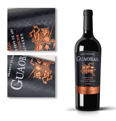 Bon prix Étiquette de bouteille de vin en relief doré à chaud mat de luxe, autocollant imperméable, impression d'étiquettes métalliques de vin 3D en ligne