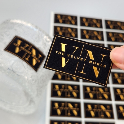 Bon prix Carte d'impression en feuille d'or UV en relief personnalisée de haute qualité presse de papier d'art en or velours autocollant d'étiquette d'estampage en or pour parfum et fête en ligne